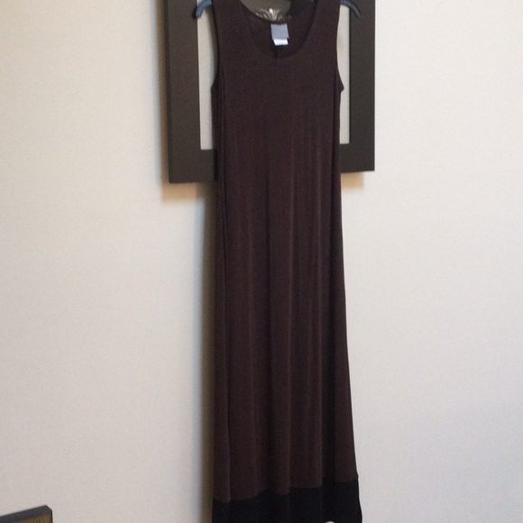 Rabbit Rabbit Rabbit Dresses & Skirts - Gorgeous brown sleeveless sheath , black border bottom side openings size 6